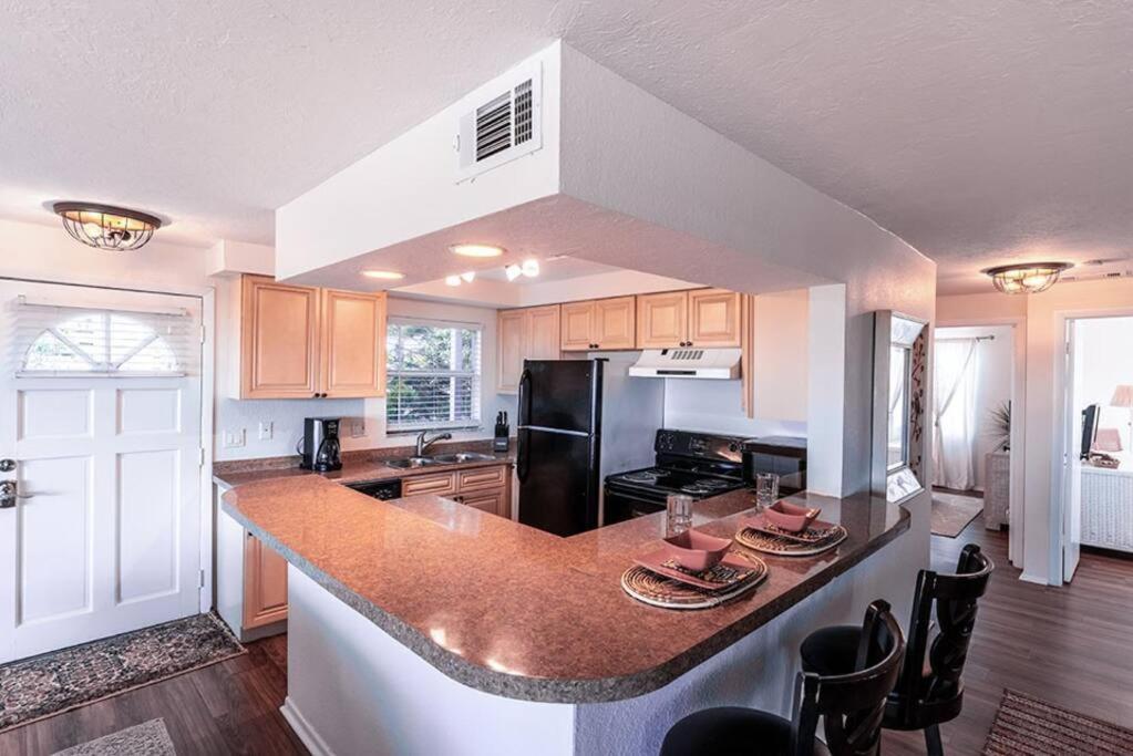 Your Tranquil Escape Is Found Directly On The Beach At The Serenity Beach Condo. Siesta Key Luaran gambar